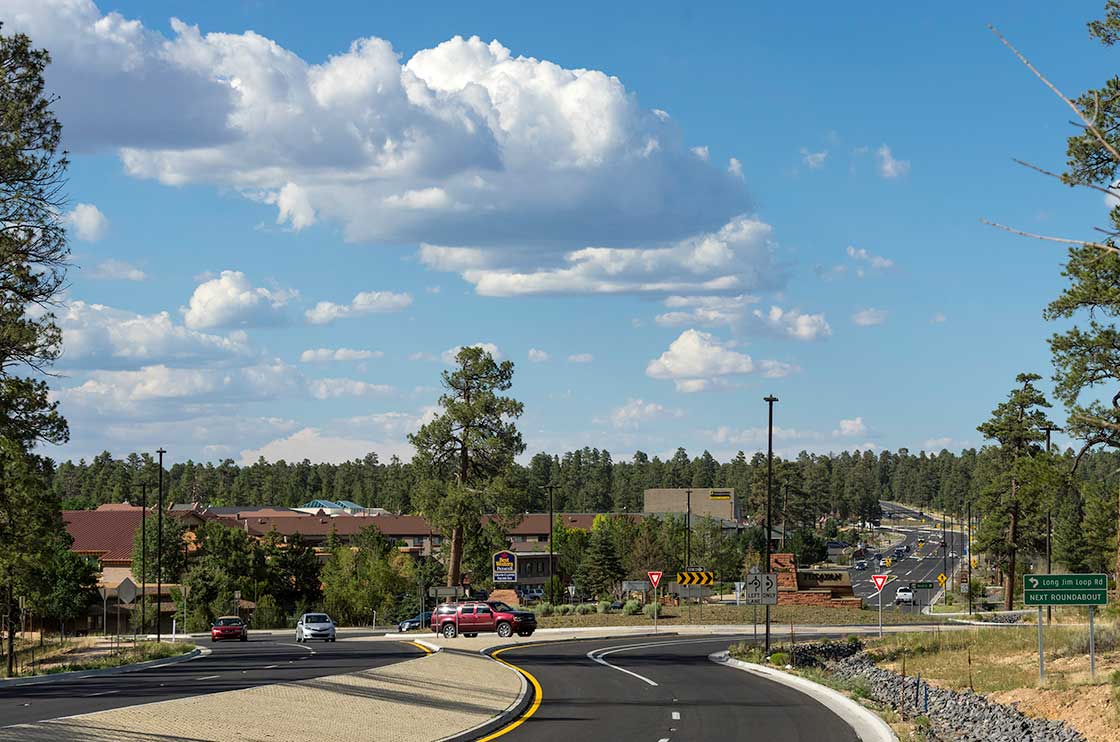tusayan-slides-road.jpg
